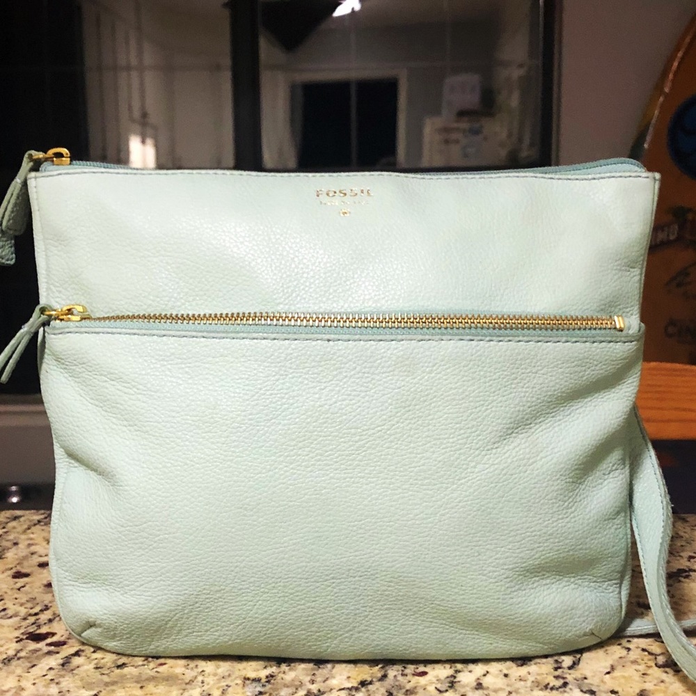 Fossil Mint Green Crossbody Bag Excellent!!